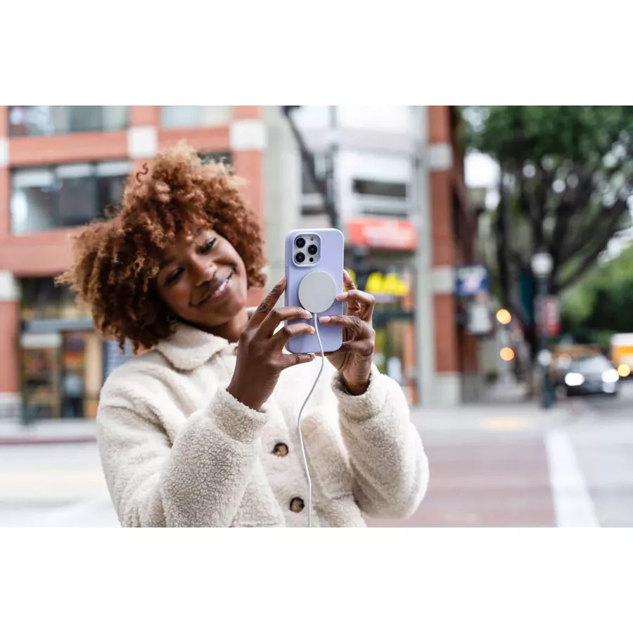 Купить Силиконовый чехол uBear Touch Mag Case для iPhone 14 Pro, фиолетовый в Сочи. Вид 13
