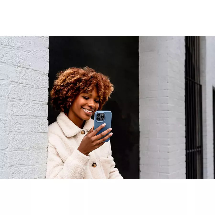 Купить Силиконовый чехол uBear Touch Mag Case для iPhone 15 Pro Max, голубой в Сочи. Вид 6