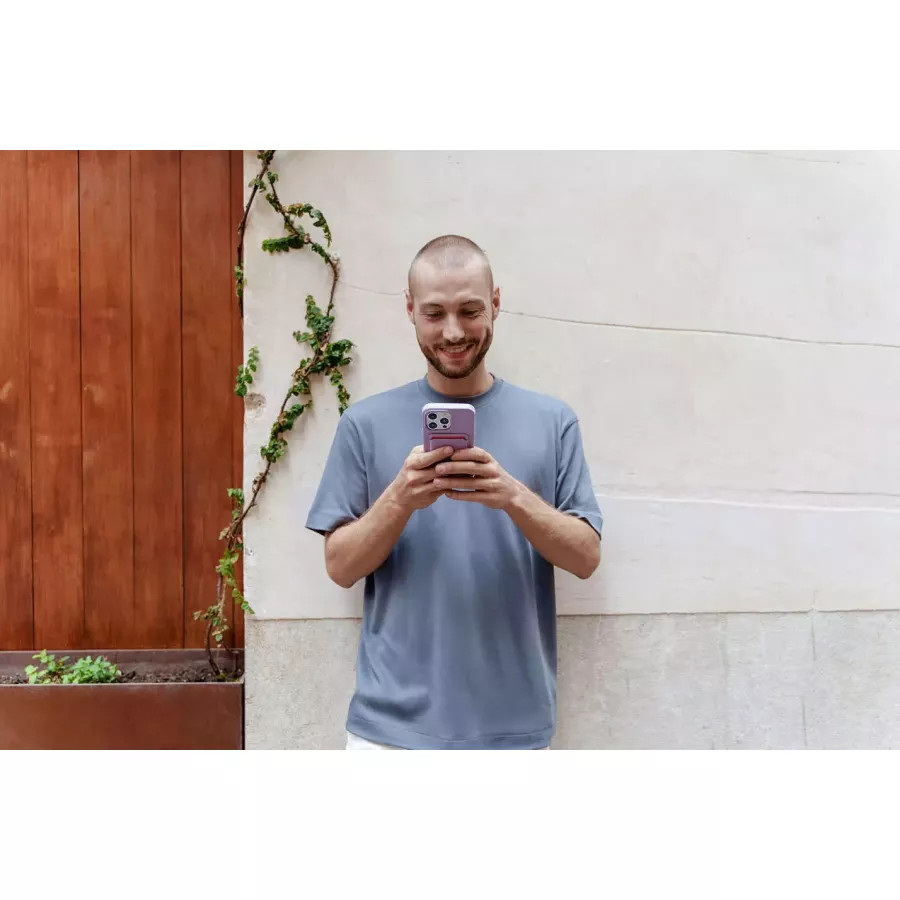Купить Силиконовый чехол uBear Touch Mag Case для iPhone 15 Pro Max, лавандовый в Сочи. Вид 9