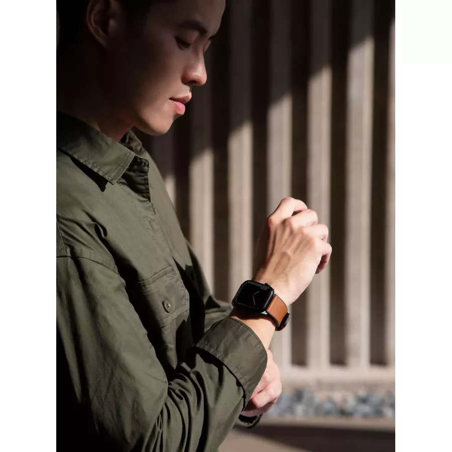 Купить Ремешок Uniq Straden Waterproof Leather/Silicone для Apple Watch 49/45/44/42мм, Brown в Сочи. Вид 3